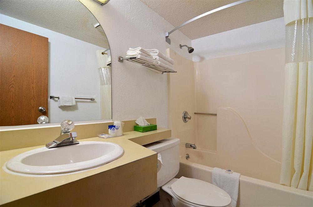 Hotel Ramada By Wyndham Effingham Chambre photo
